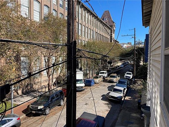 3rd image of 1100 Constance St #201