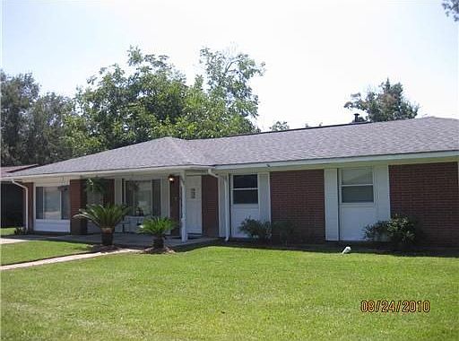 1st image of 111 Pecanwood Dr