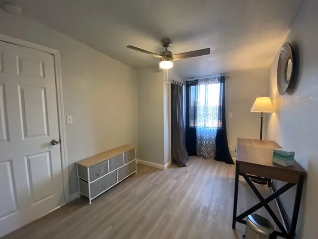 526 N View Ave — Photo 24