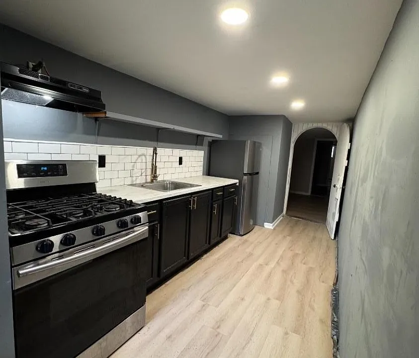 108 4th St #B5-2