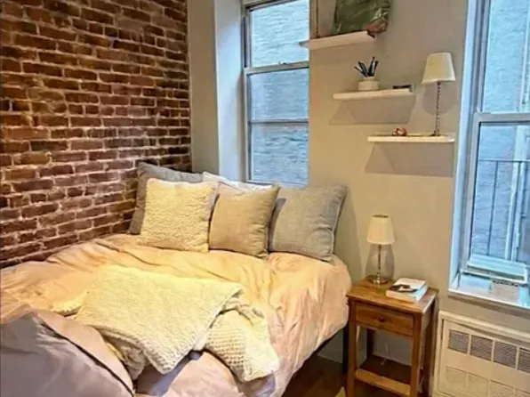 249 Broome Street image 1 of 3