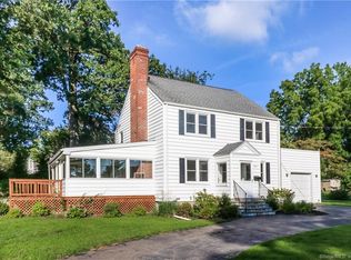 1764 Jennings Rd, Fairfield, CT 06824