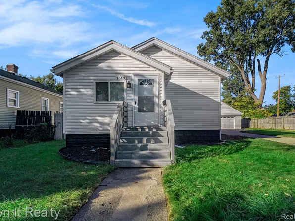 1513 E Muir Ave, Hazel Park, MI 48030