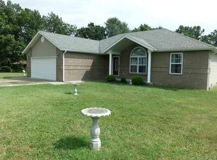 1412 E 463rd Rd, Bolivar, MO 65613