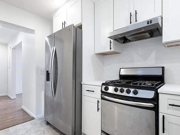 59-61 Brighton Ave #20 — Photo 7