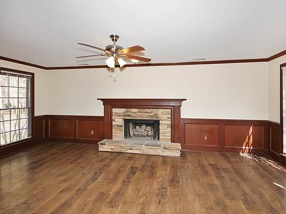 5th image of 1920 Huntcliff Dr