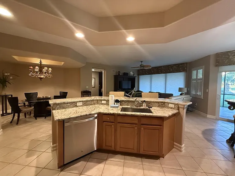 1269 Rialto Way #102 — Photo 32