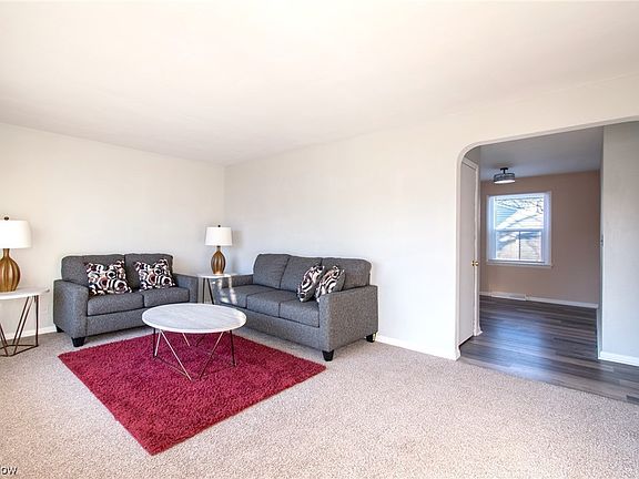 2nd image of 3264 Sunnybrooke Dr
