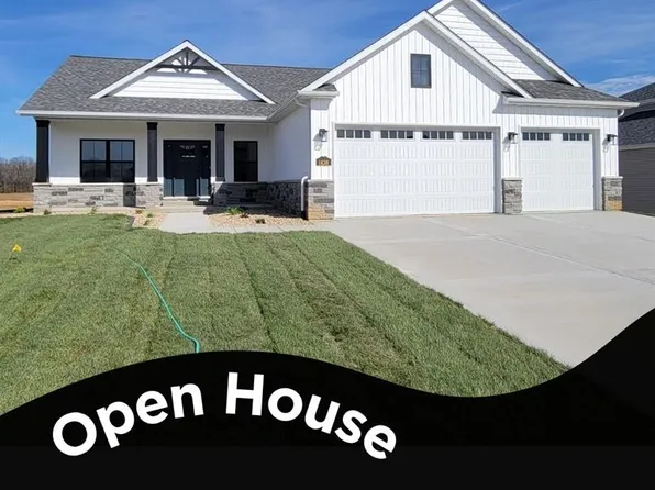 1438 Montauk Rd, Troy, IL 62294