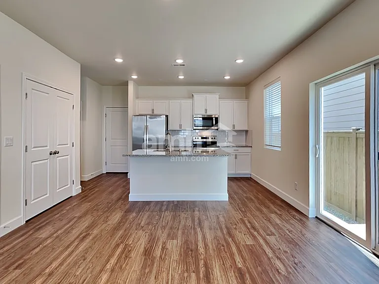 33023 Lookout Ln — Photo 5