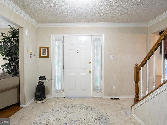 5th image of 2812 Moores Valley Dr