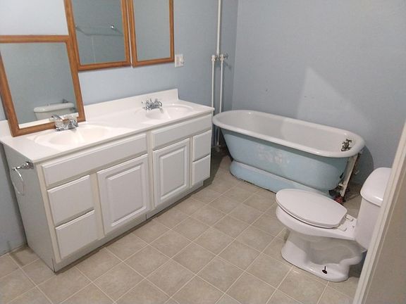 4th image of 628 1/2 Beech Ave