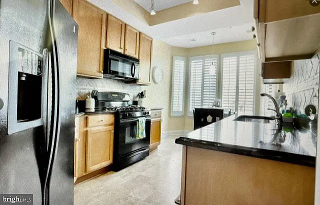 12824 Clarksburg Square Rd #304 — Photo 7