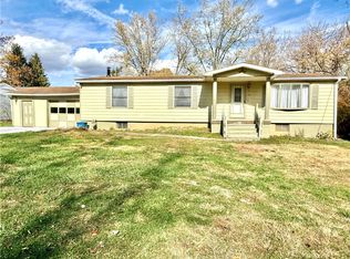 226 Cottage Ave, Masontown, PA 15461