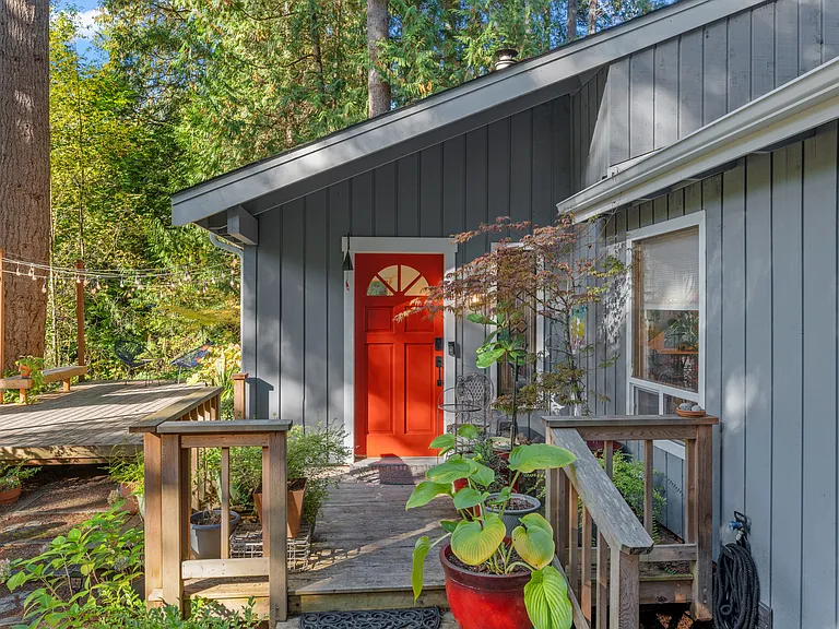 Front door deck