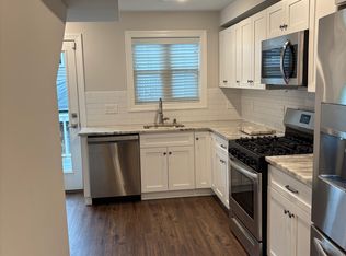 2141 Christian St FLOOR 2, Philadelphia, PA 19146