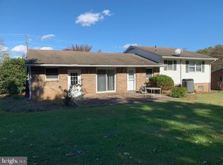 1609 Mount Aetna Rd, Hagerstown, MD 21742