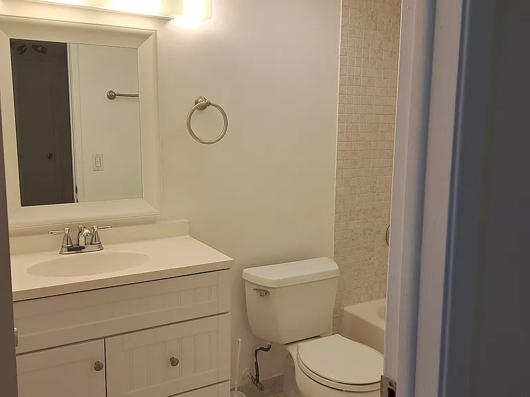 321 W Park Dr #201-12 — Photo 11