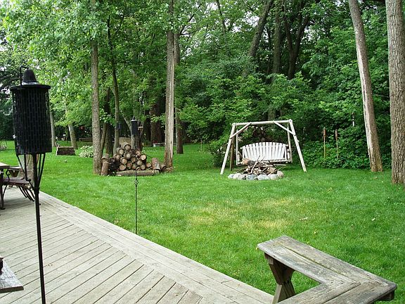 Deck, firepit, swing, bbq