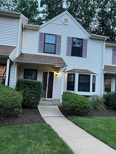 3303 Stonehedge Rd Photo 1