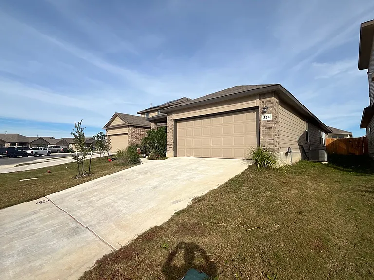 324 Middle Green Loop — Photo 3