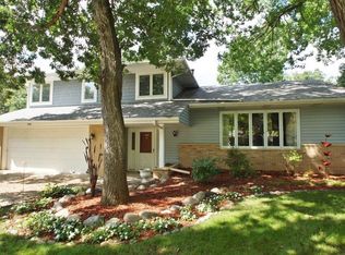 5150 Saint Moritz Dr NE, Columbia Heights, MN 55421
