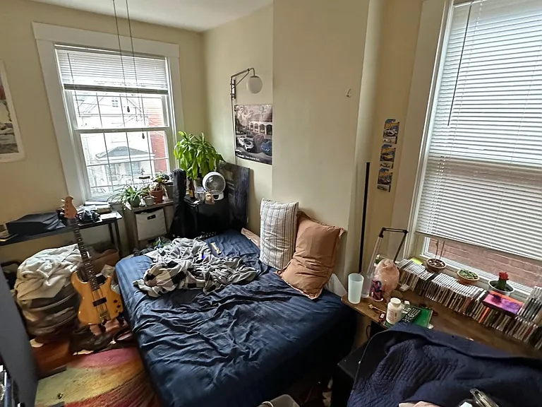 435 Ada St — Photo 17