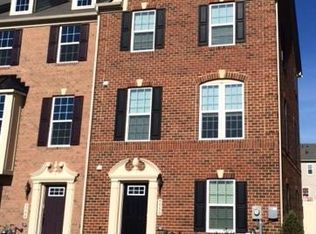 5545 Peanuts Ln, Waldorf, MD 20602