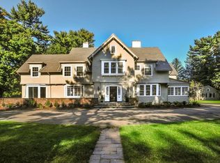 69 Common St, Dedham, MA 02026