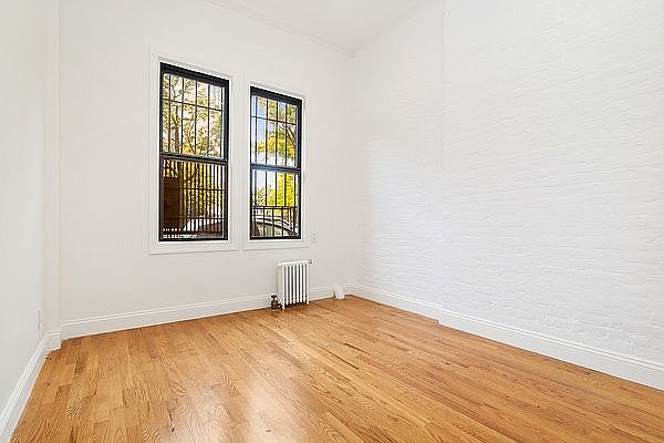 1st image of 188 Norfolk St APT 1G