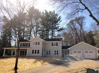 10526 Hunters Valley Rd, Vienna, VA 22181