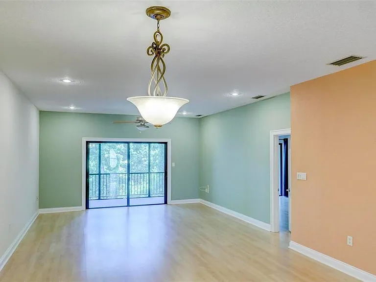 7032 River Run Blvd — Photo 6