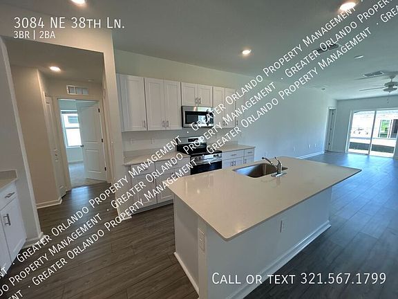 5th image of 3084 NE 38th Ln