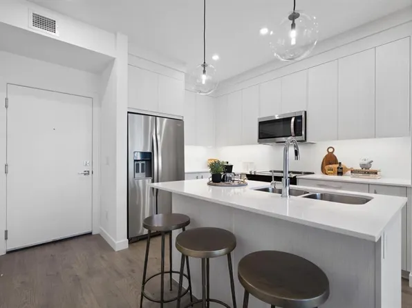 6 S Merganser Dr W #3314, Chestermere, AB T1X 1K9