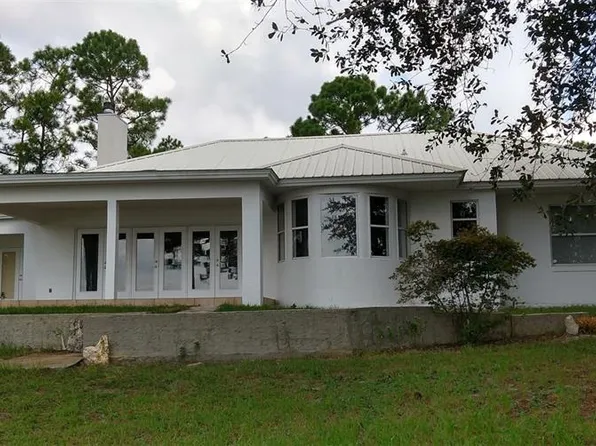 899 Gator Ln, Deltona, FL 32738