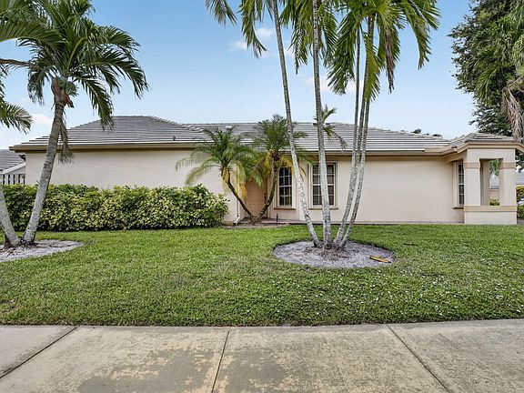 2nd image of 2640 Millwood Court