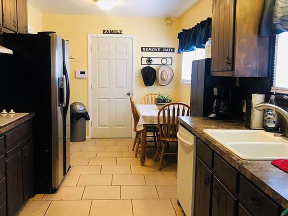 5th image of 2503 Redbud Ave