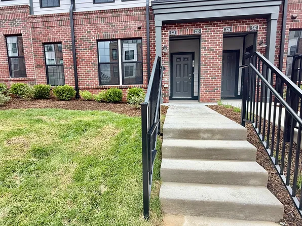 233 Brattice Dr Unit A, Midlothian, VA 23114
