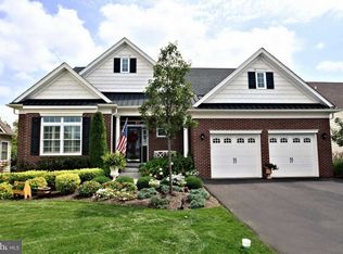 124 Bayhill Dr, North Wales, PA 19454