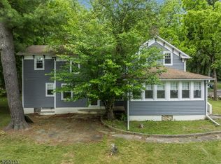 547 W Hill Rd, Califon, NJ 07830