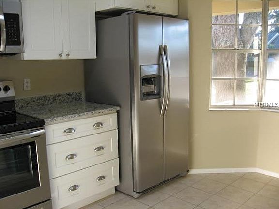 4th image of 47 Penzance Ct