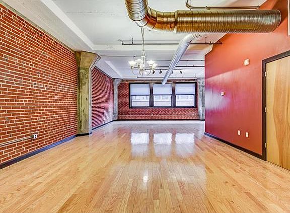 3rd image of 1619-1623 Washington Ave #405