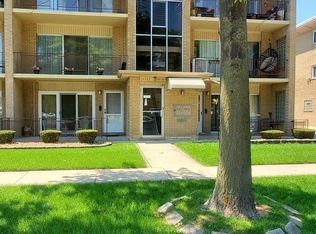 10324 S Komensky Ave #C, Oak Lawn, IL 60453