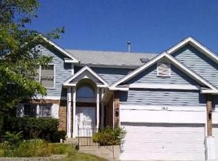 1913 Sunset Dr, Hanover Park, IL 60133