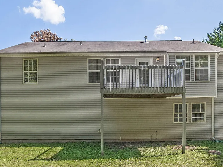 7509 Stonehenge Way — Photo 15