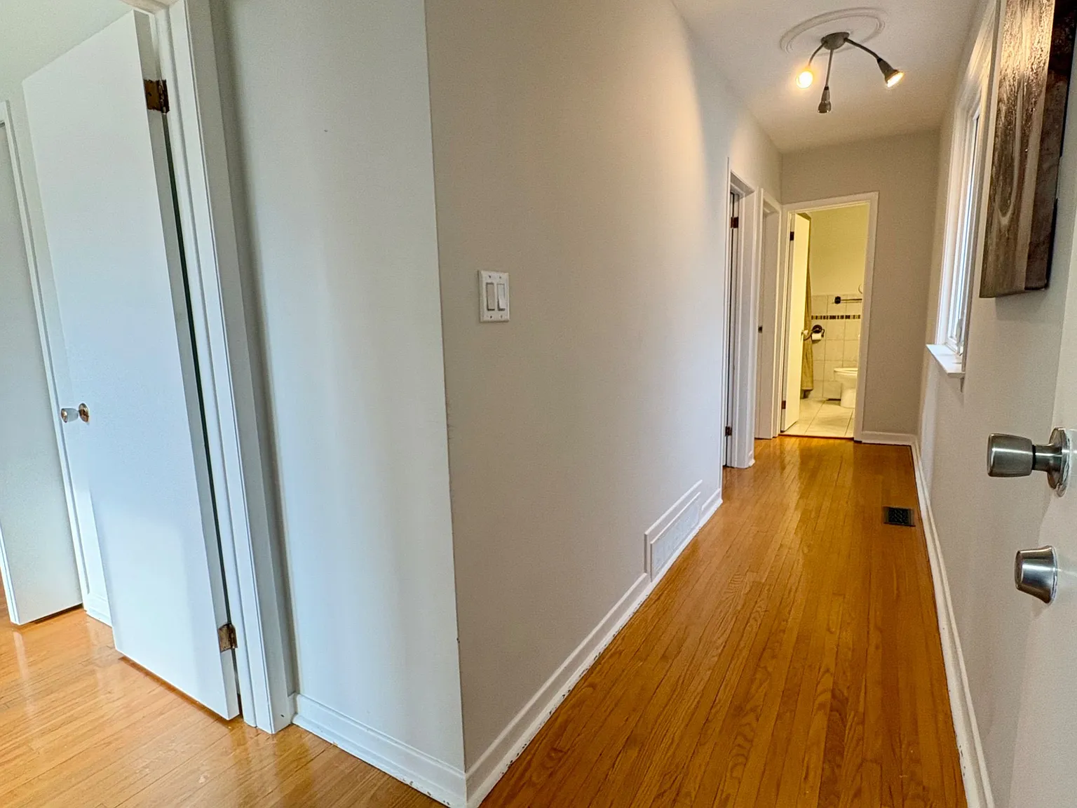 2 bed, $2,430 — Photo 3