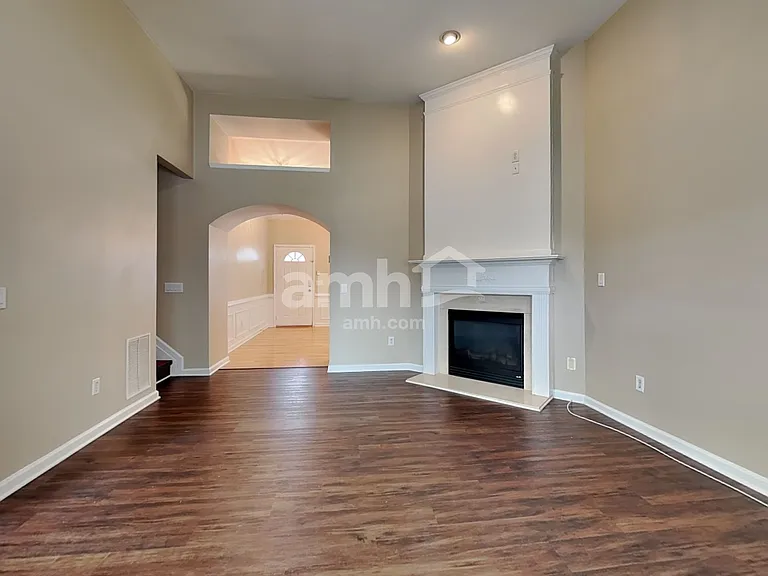 7772 Parkside Dr — Photo 8
