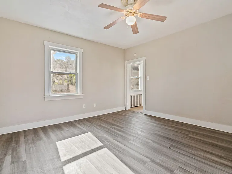 571 Washington Avenue — Photo 6