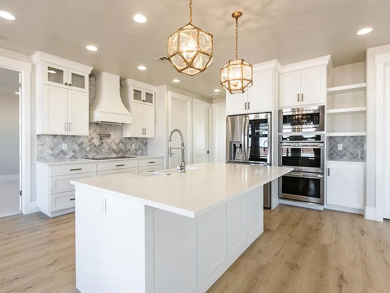 2811 S 3680 W — Photo 10