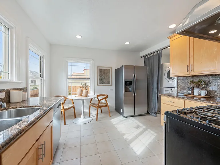 Kitchen - staging